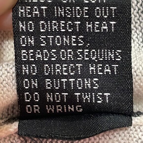 NWOT Berek 2 cardigan gray animal print with silver accents. Size S Small 4/6 - Picture 9 of 10